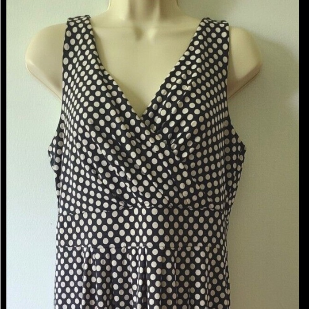 Land’s End Sleeveless black/white Dress